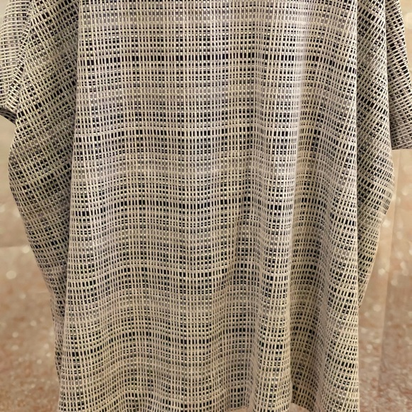 New Van Heusen L Black/White Blouse - Picture 5 of 10